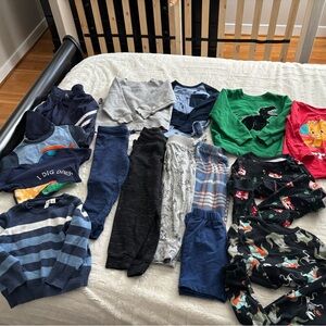 Kids Clothing Set with Dinosaur and Santa Designs - 3T